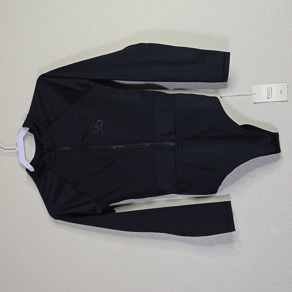 Ocean soul long-sleeved swimsuit The sulawesi midnight size large NWT. - Picture 2 of 16